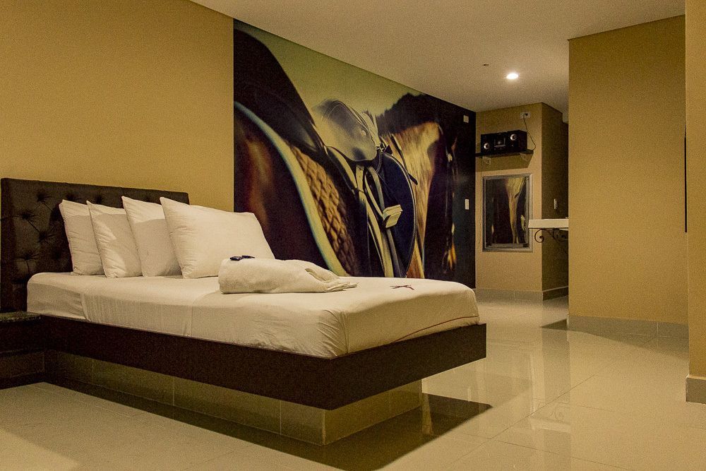 3H Hotel Centro Historico Medellin Exterior photo