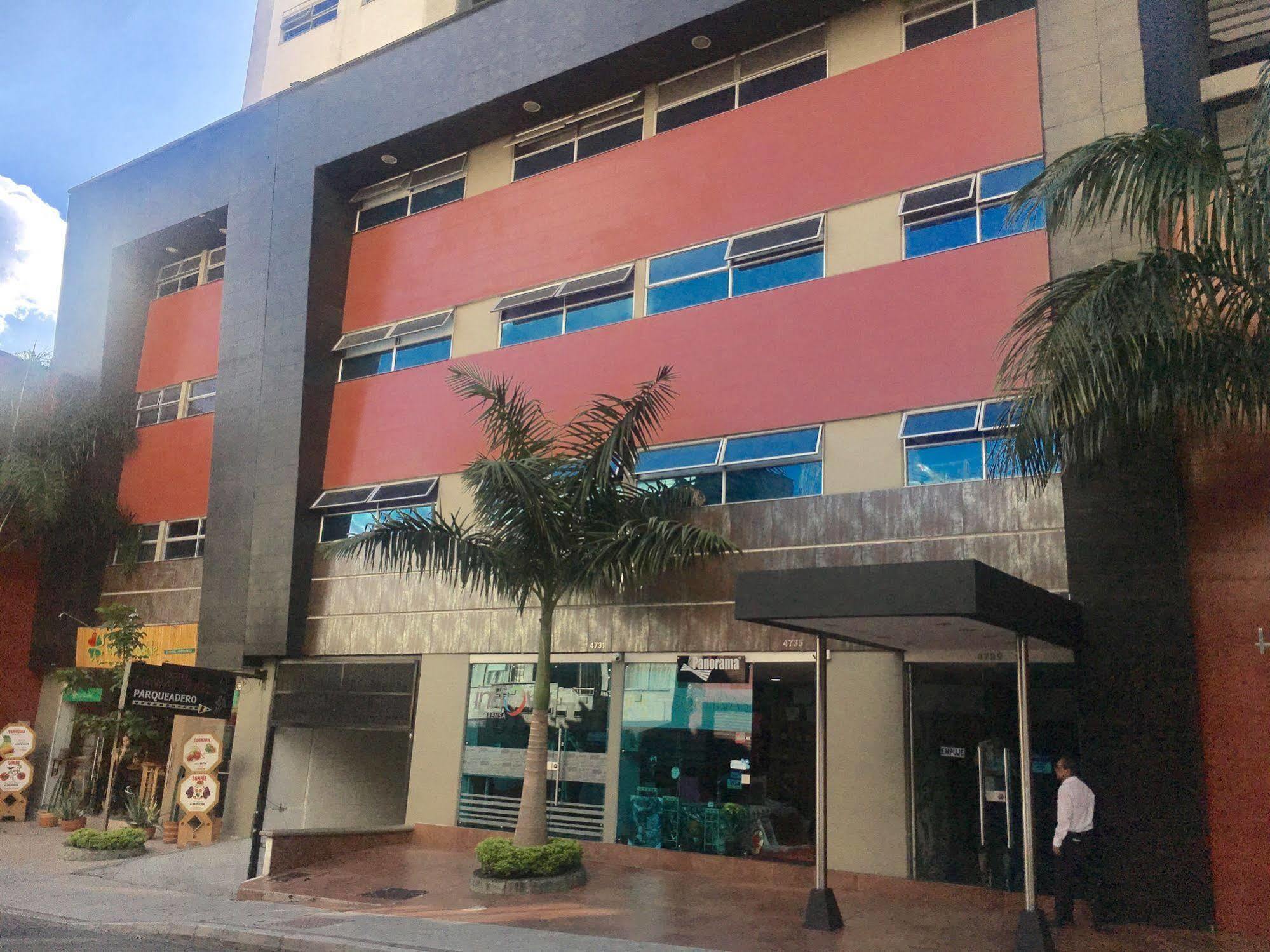 3H Hotel Centro Historico Medellin Exterior photo